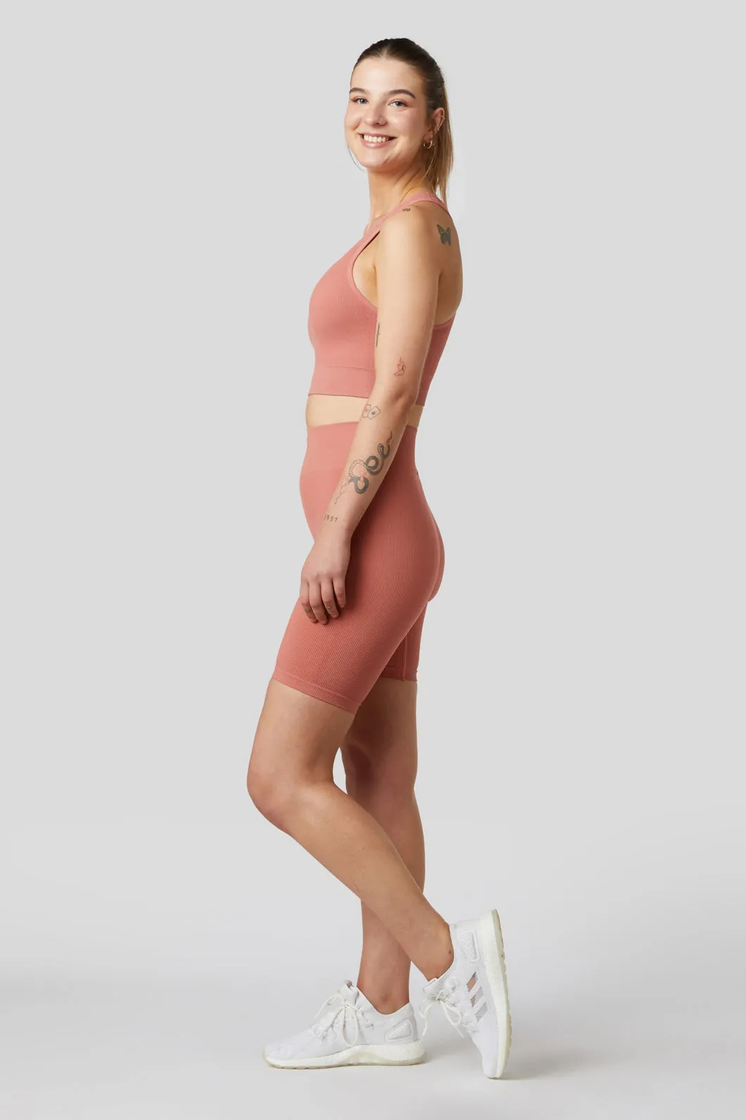 Aura Seamless Short