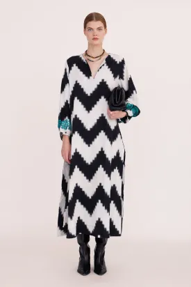 Gadisar Black Kaftan