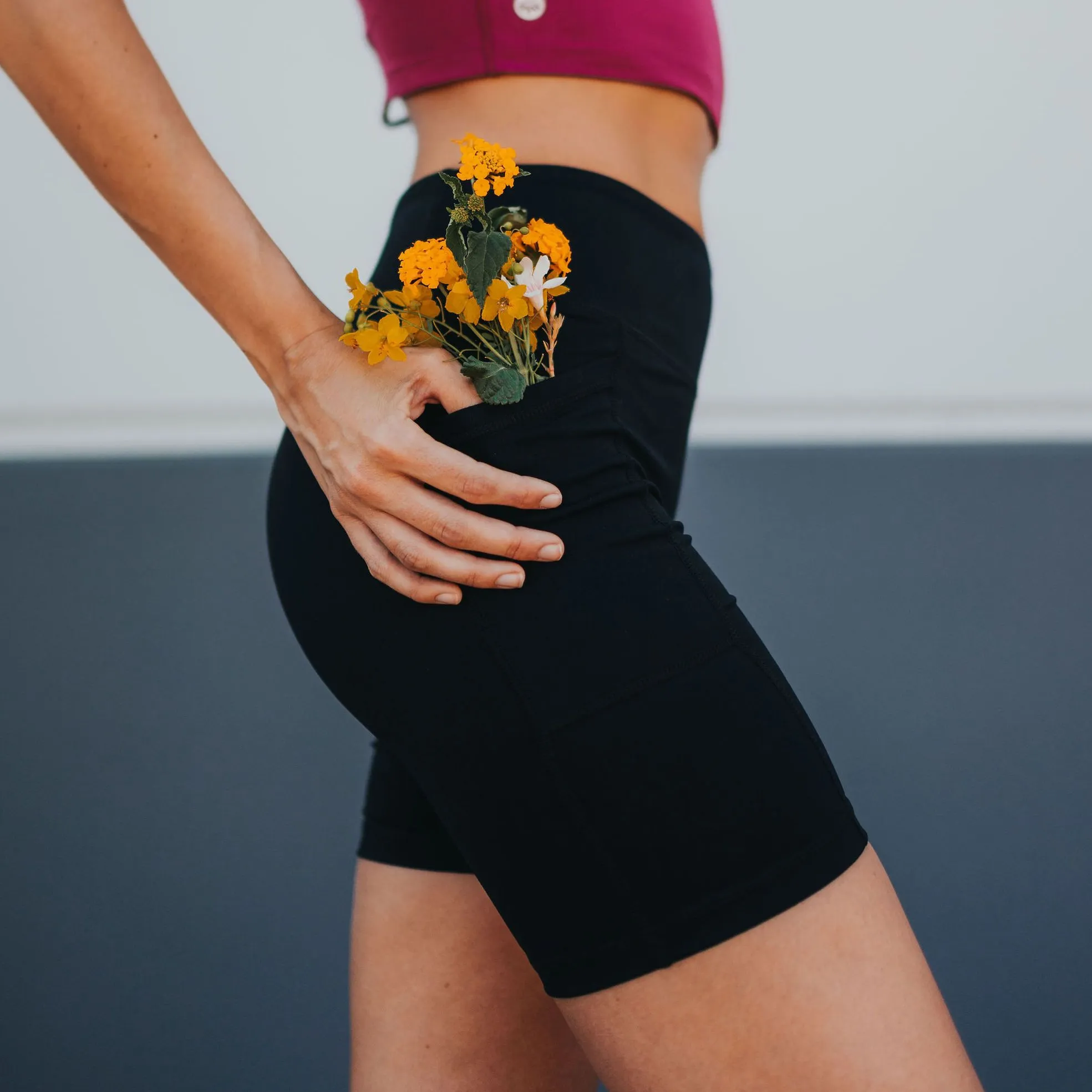 High Waisted Rio Shorts (7 in. inseam) - Black