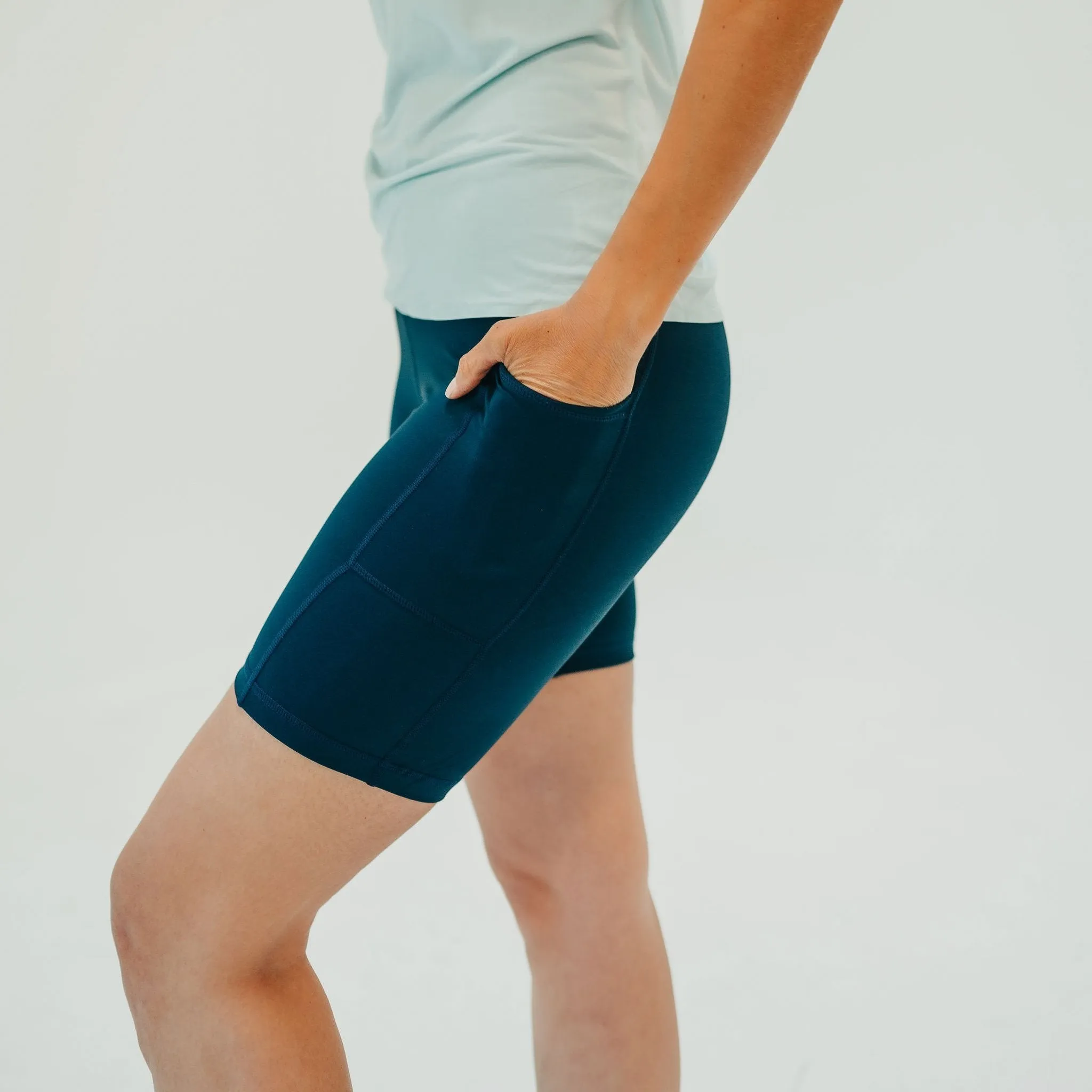 High Waisted Rio Shorts (7 in. inseam) - Navy