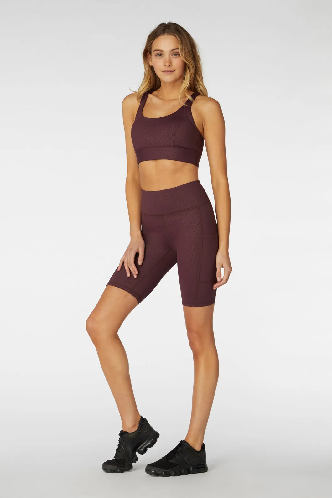 Isola Short