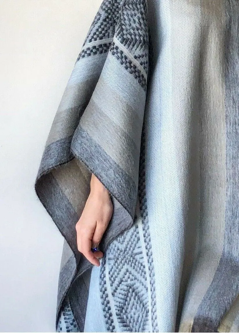 Jinambi - Lightweight Baby Alpaca Hooded Poncho - Gray/Earthtones - Unisex