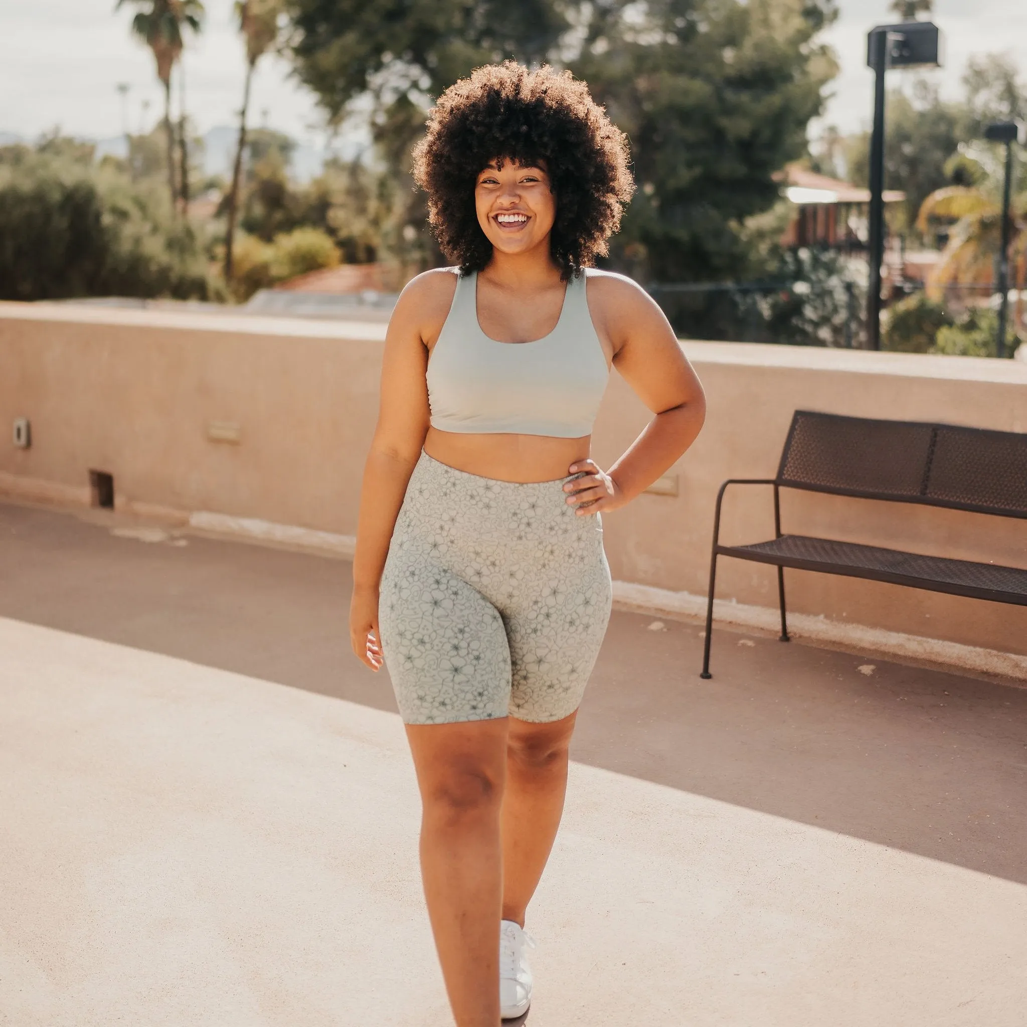 Lux High Waisted Rio Shorts (7 in. inseam) - Floral Sage