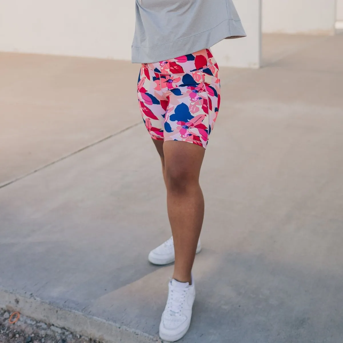 Lux High Waisted Rio Shorts (7 in. inseam) - Petals