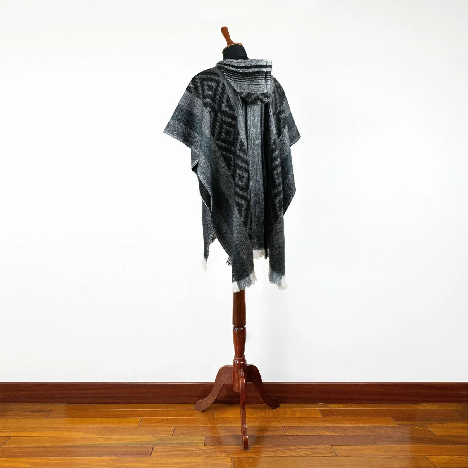 Nambija - Lightweight Baby Alpaca Hooded Poncho - Charcoal With Diamonds Pattern - Unisex