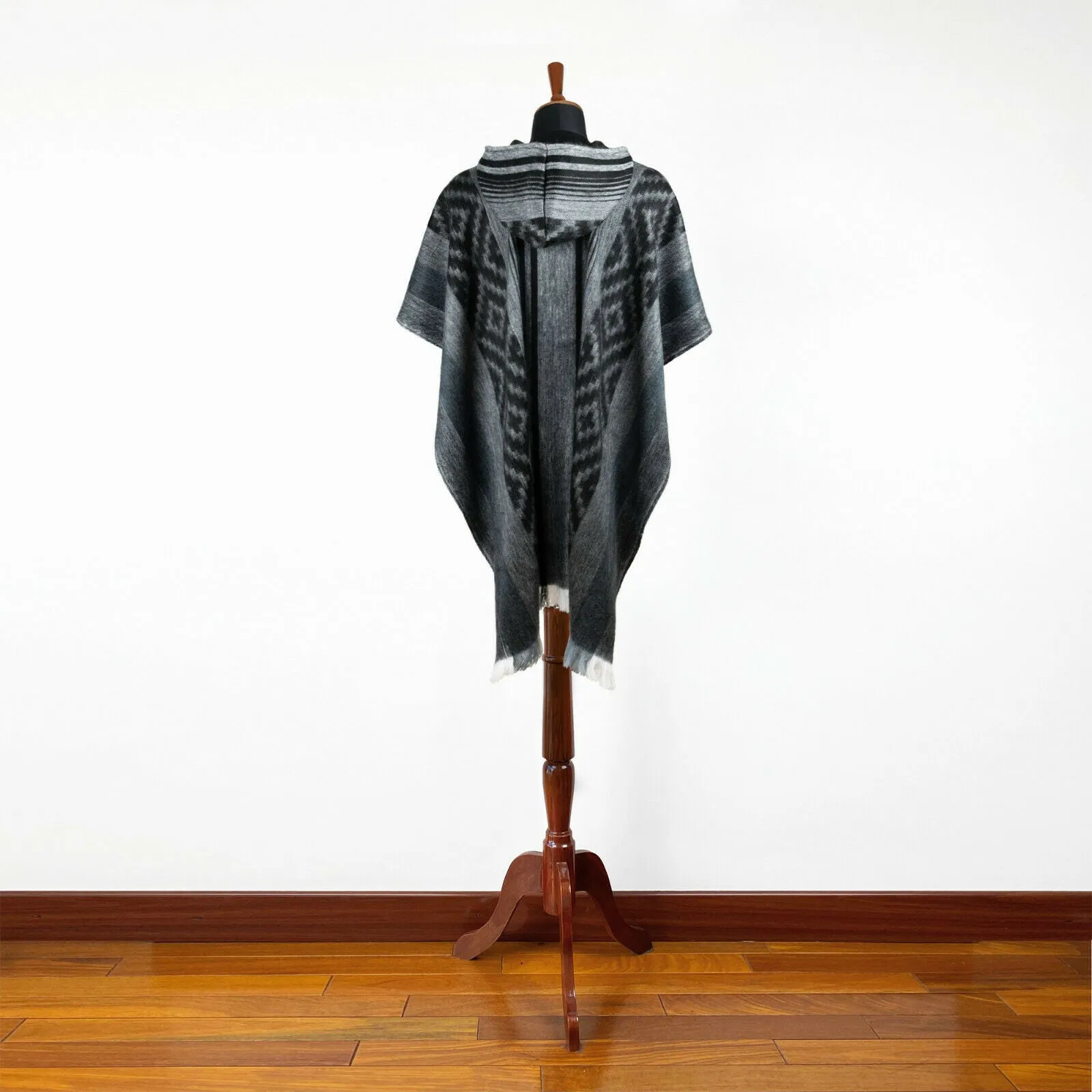 Nambija - Lightweight Baby Alpaca Hooded Poncho - Charcoal With Diamonds Pattern - Unisex